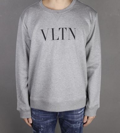 VALENTINO x スウェット・トレーナー(メンズ) - 海外通販のBUYMA クリアランスショップ ヴァレンティノ Vロゴ クルーネックスウェット トレーナー VLTN スウェット