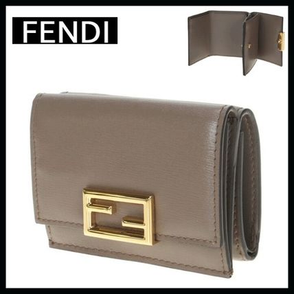 FENDI(フェンディ) 折りたたみ財布(レディース) - 海外通販のBUYMA