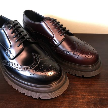 ウィングチップ PRADA x ドレスシューズ・革靴・ビジネスシューズ ウィングチップ PRADA x ドレスシューズ・革靴・ビジネスシューズ