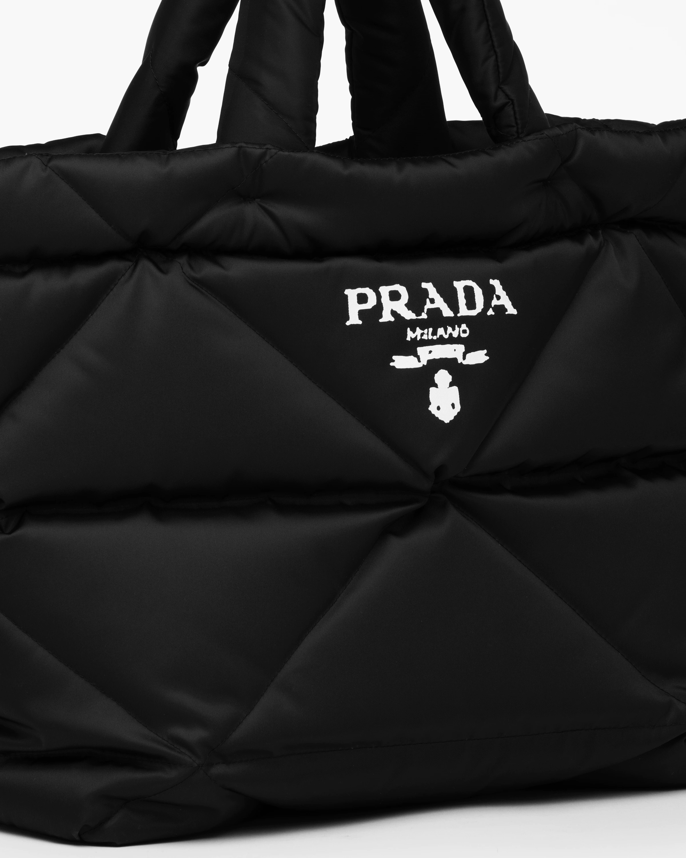 VERY掲載♡【PRADA】 パデッド Re Nylon トートバッグ (PRADA/トート ...