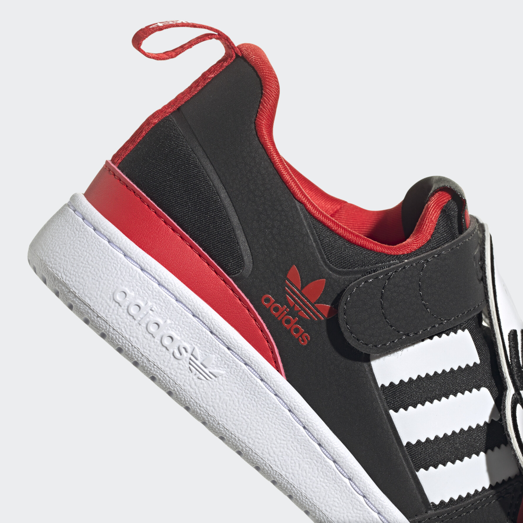 adidas キッズスニーカー ◆キッズ◆ADIDAS◆X DISNEY FORUM 360 C◆関税/送料込◆KIDS◆(7)