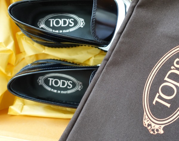“TOD'S” 2トーン 厚底ペニーローファー Black/White