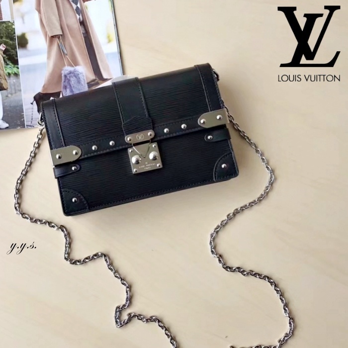 衝撃特価オシャカワ トランク風 Louis Vuitton ショルダーバッグ Louis Vuitton ショルダーバッグ ポシェット M M ショルダーバッグ ポシェット バッグ カバン 219 170 Www Cepeige Org