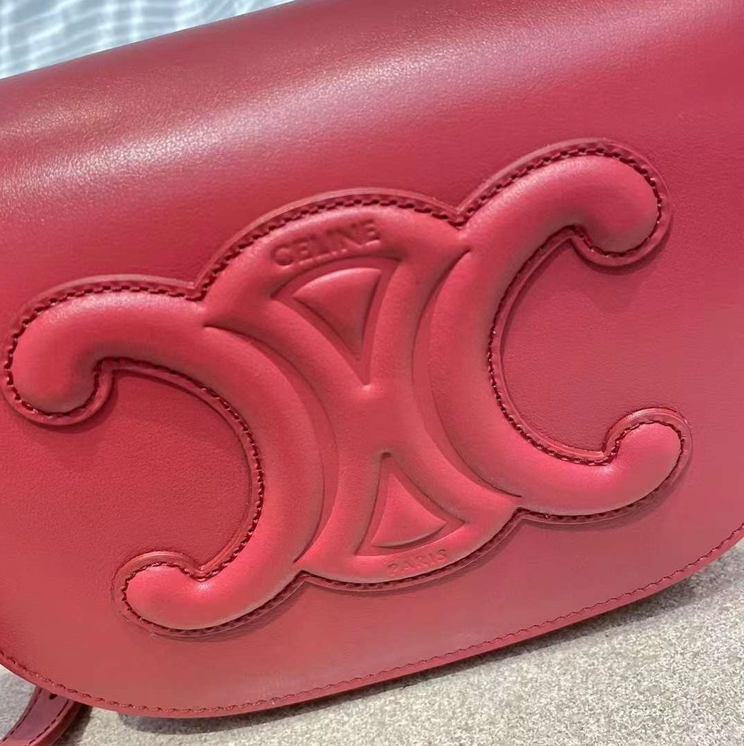 【CELINE】フォルコキュイル トリオンフ