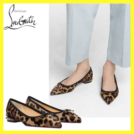 Christian Louboutin x フラットシューズ(レディース)|新作を海外通販 Christian Louboutin x フラットシューズ(レディース)|新作を海外通販