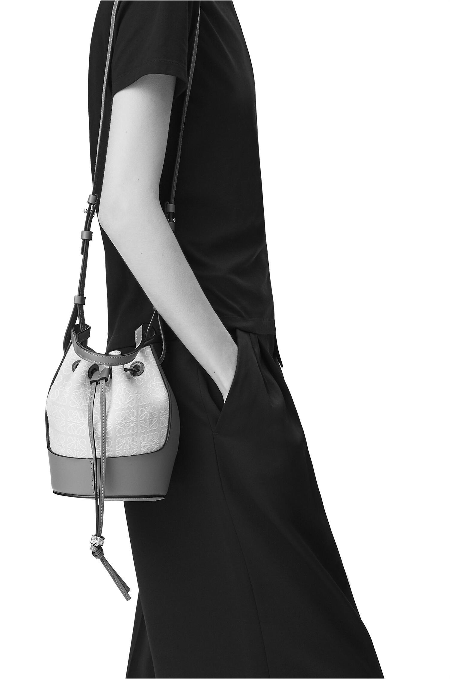 LOEWE クラッチバッグ ☆LOEWE☆ミニ・バルーン・バッグ ―2色―《送料無料》(9)