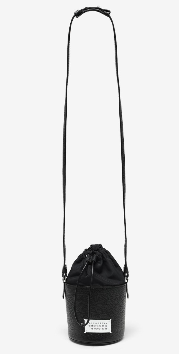 お気に入り】 【MAISON MARGIELA】5AC マイクロ☆バケットバッグ ショルダーバッグ・ポシェット 色・サイズを選択:黒 - www.oroagri.eu お気に入り】 【MAISON MARGIELA】5AC マイクロ☆バケットバッグ ショルダーバッグ・ポシェット 色・サイズを選択:黒 - www.oroagri.eu