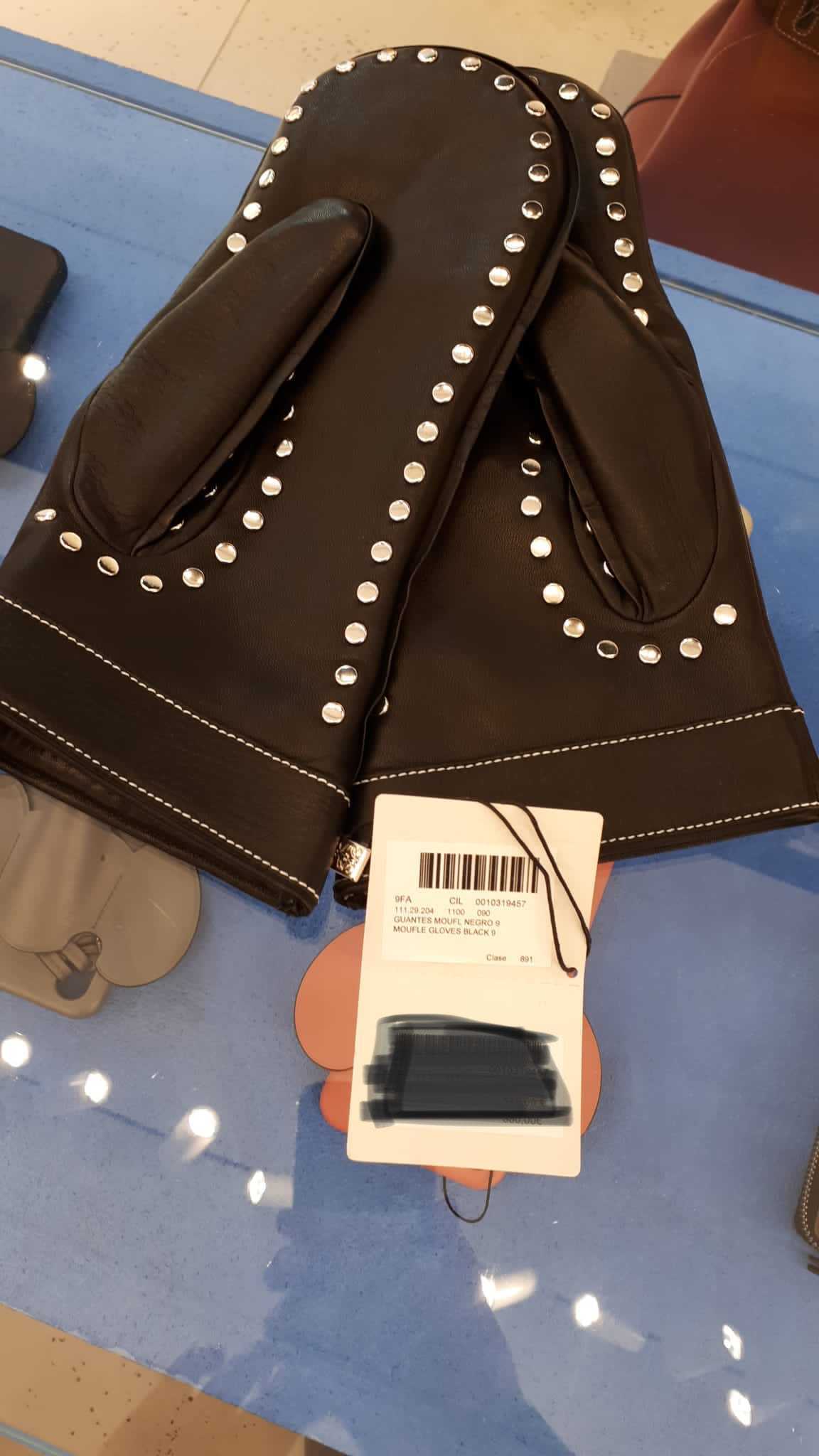 LOEWE 手袋 ★LOEWE★赤字出品手袋★返品可能♪黒バイカラー サイズ8(6)