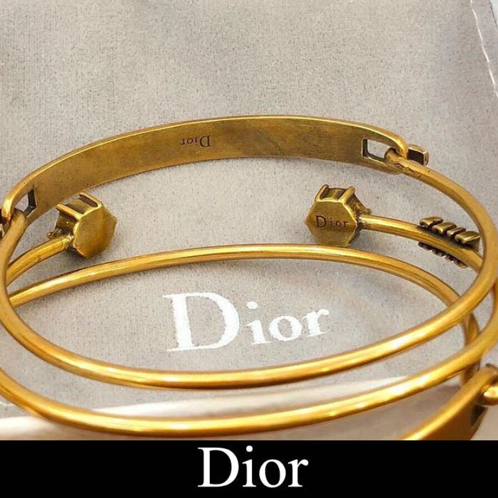 Shop Christian Dior DIOREVOLUTION 2022 Cruise Dio(r)evolution Shop Christian Dior DIOREVOLUTION 2022 Cruise Dio(r)evolution