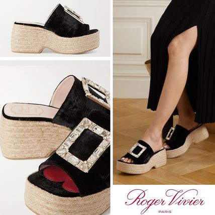 エスパドリーユ Roger Vivier(ロジェ・ヴィヴィエ)|新作を海外通販 エスパドリーユ Roger Vivier(ロジェ・ヴィヴィエ)|新作を海外通販