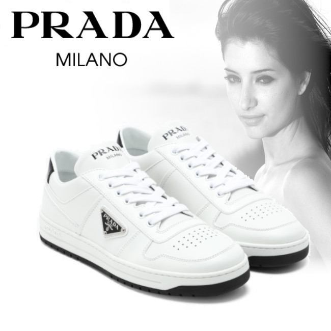 安価 新作【PRADA】ホリデーロートップスニーカー スニーカー 安価 新作【PRADA】ホリデーロートップスニーカー スニーカー