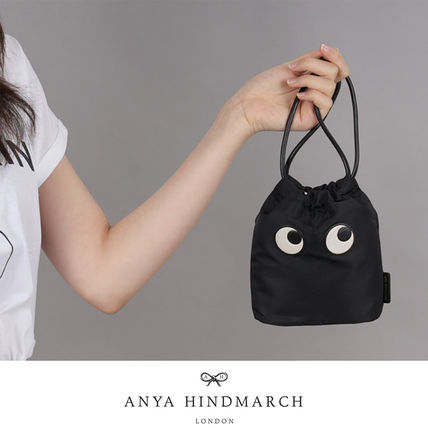 Anya Hindmarch　アイズ 巾着ポーチ バケット　ブラック【BUYMA】