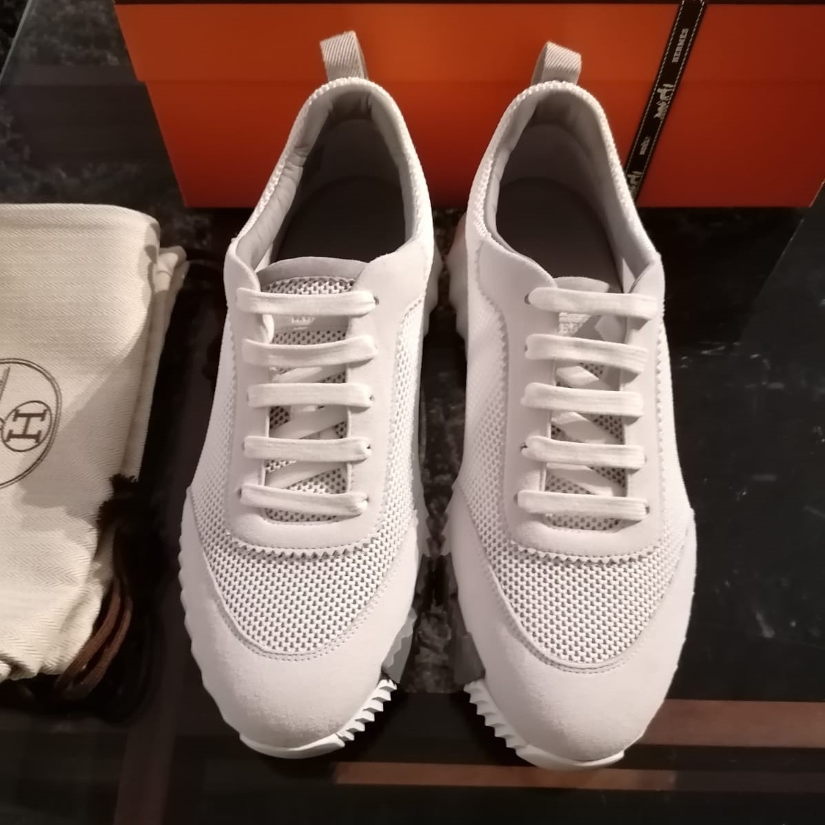 HERMES スニーカー《Bouncing/バウンシング》Blanc/verte 直営店