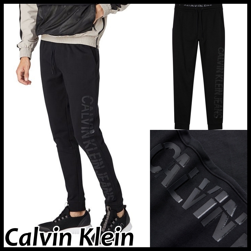 【Calvin Klein】ロゴ スウェットパンツ *送料込* 【Calvin Klein】ロゴ スウェットパンツ *送料込*
