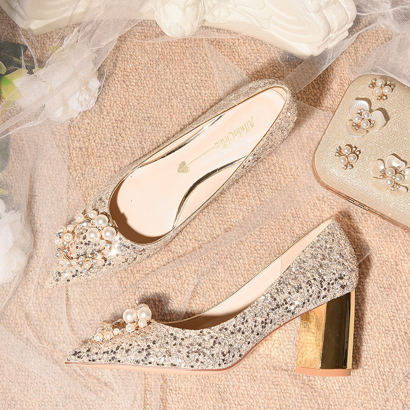 パンプス パーティー 結婚式 シャンペンカラー ウェディング 2021SS☆ 上品 シャンペンカラー ウェディングパンプス送料込み