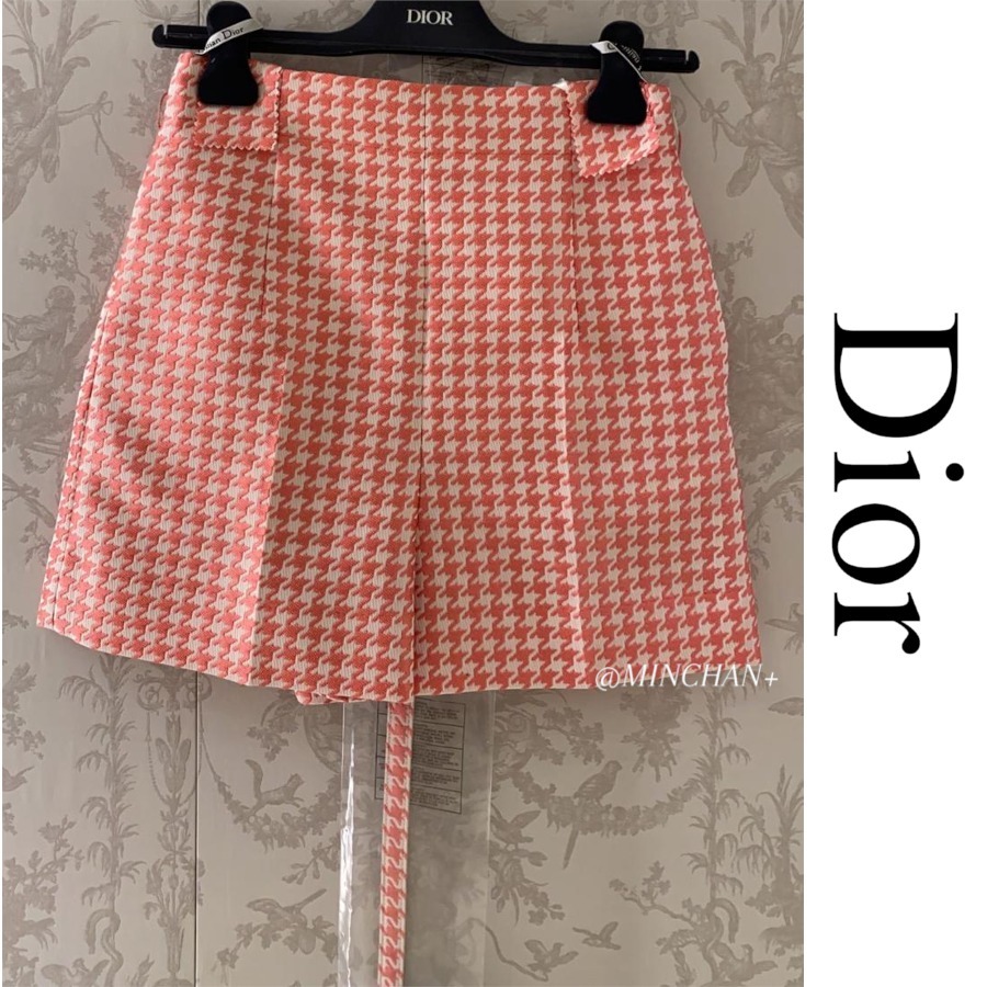新作 2022CRUISE【Dior】ショート パンツ 千鳥格子 Pink ショートパンツ 新作 2022CRUISE【Dior】ショート パンツ 千鳥格子 Pink ショートパンツ