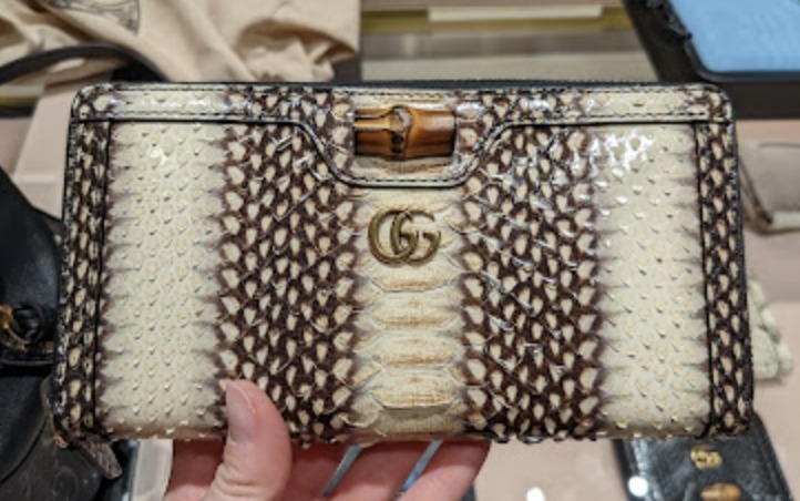【国内発送★GUCCI】〔グッチ ダイアナ〕パイソン ウォレット 国内発送☆GUCCI】〔グッチ ダイアナ〕パイソン ウォレット
