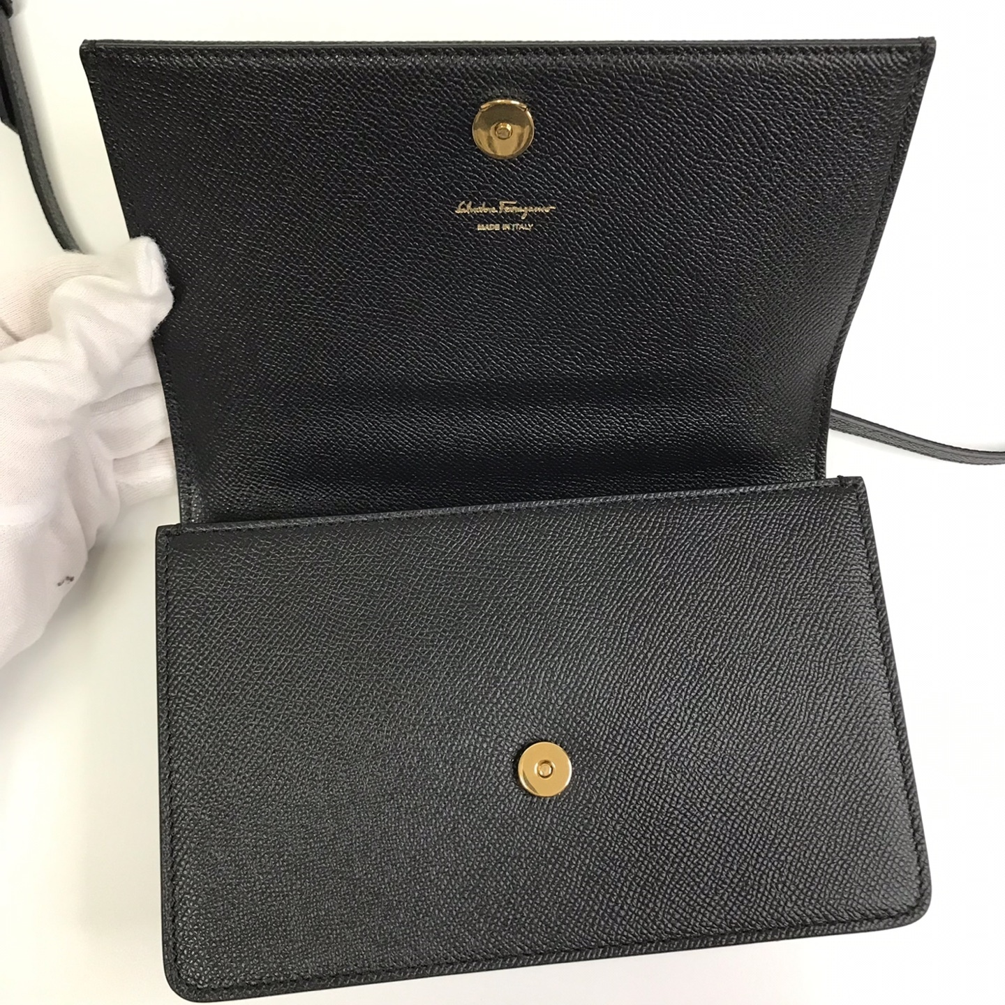 FERRAGAMO☆ガンチニロゴ Miniショルダーバック 22 D866 0726522