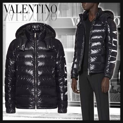 VALENTINO x ダウンジャケット(メンズ)|新作を海外通販【BUYMA】 VALENTINO x ダウンジャケット(メンズ)|新作を海外通販【BUYMA】