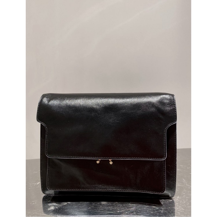 売上実績NO.1 【MARNI】大人カジュアルな トランクバッグ ショルダーバッグ・ポシェット 売上実績NO.1 【MARNI】大人カジュアルな トランクバッグ ショルダーバッグ・ポシェット