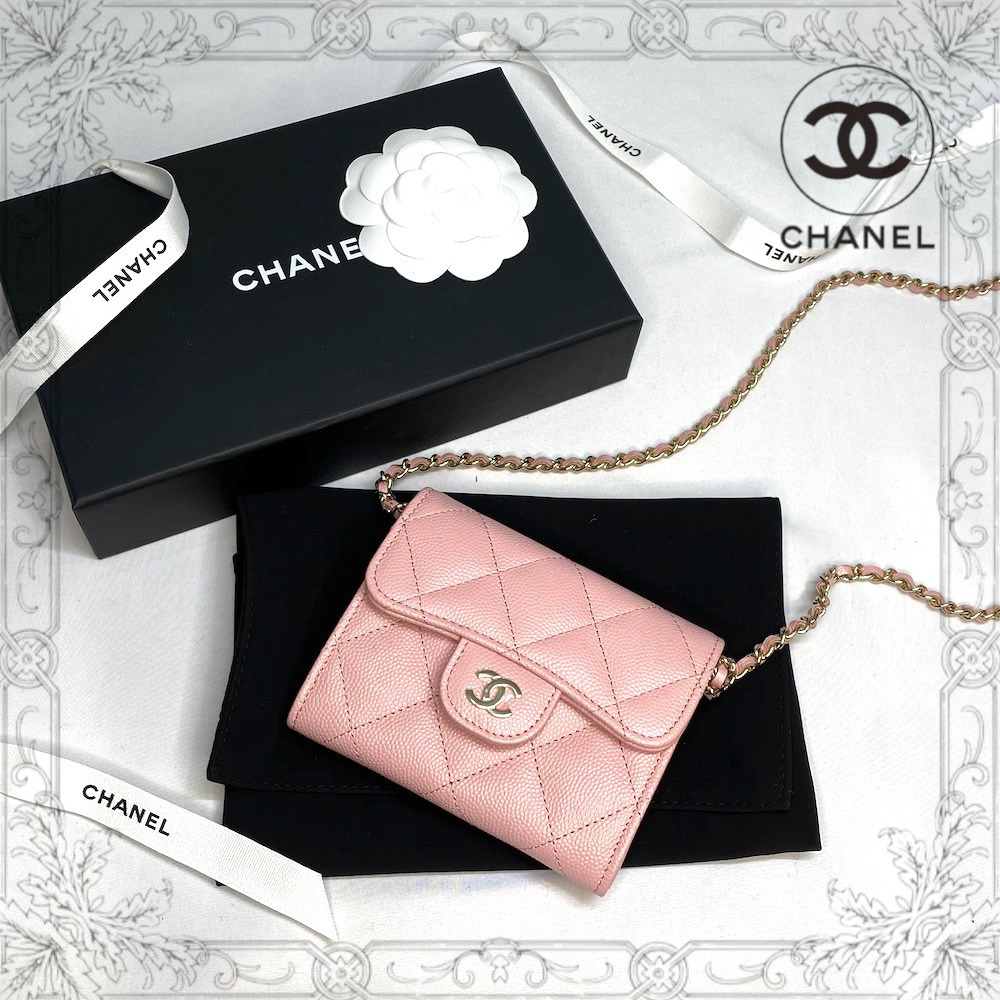 22C限定カラー♡【CHANEL】クラシック チェーンウォレット (CHANEL