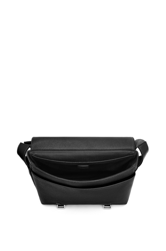 直営店【LOEWE】カーフスキン ミリタリー メッセンジャー バッグ