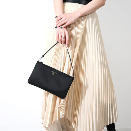 サフィアーノ PRADA(プラダ) ショルダーバッグ・ポシェット(レディース