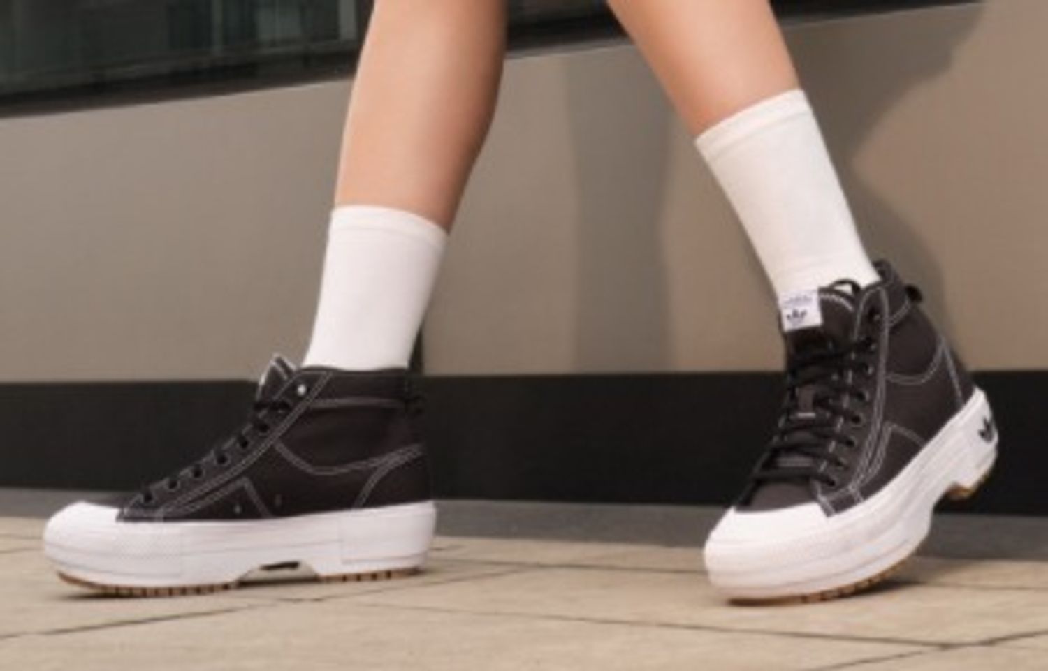 adidas スニーカー 【Adidas】送料・関税込★NIZZA TREK★GZ8857★正規品★(10)