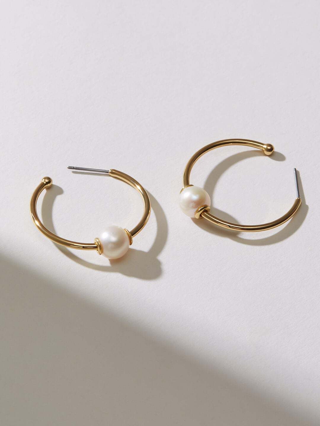 ana luisa ◆ 14Kゴールド/パール フープピアス*CHARIS ana luisa ◇ 14Kゴールド/パール フープピアス*CHARIS (ana