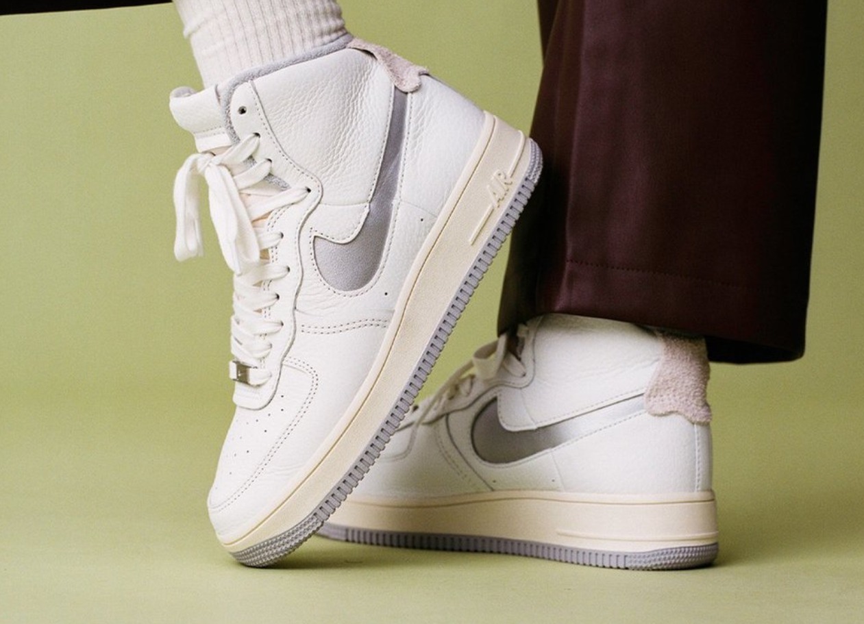 最新エアフォース話題沸騰中 Nike Air Force 1 Sculptお早めに！ 最新エアフォース話題沸騰中 Nike Air Force 1 Sculptお早めに