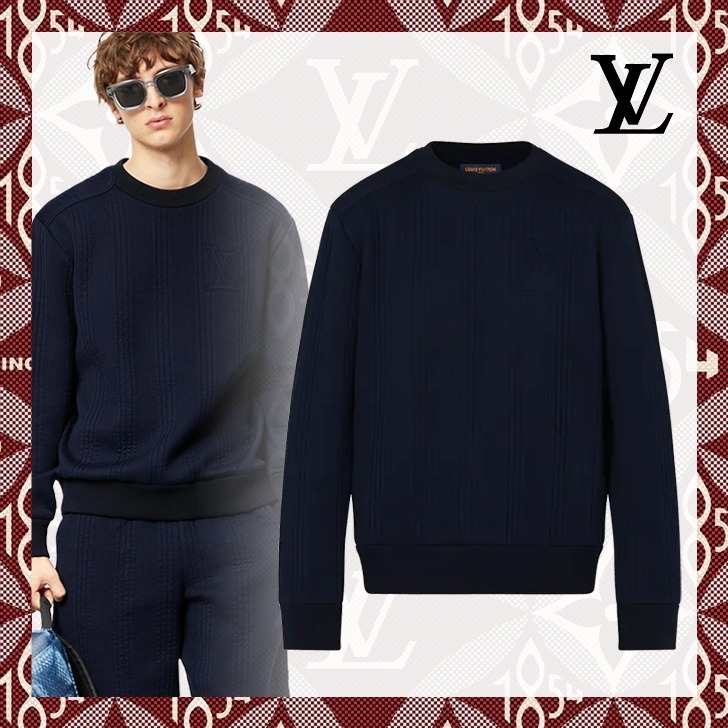 【海外輸入】 Louis Vuitton スエットシャツ ウィズショルダーパッチ ネイビー スウェット・トレーナー 【海外輸入】 Louis Vuitton スエットシャツ ウィズショルダーパッチ ネイビー スウェット・トレーナー