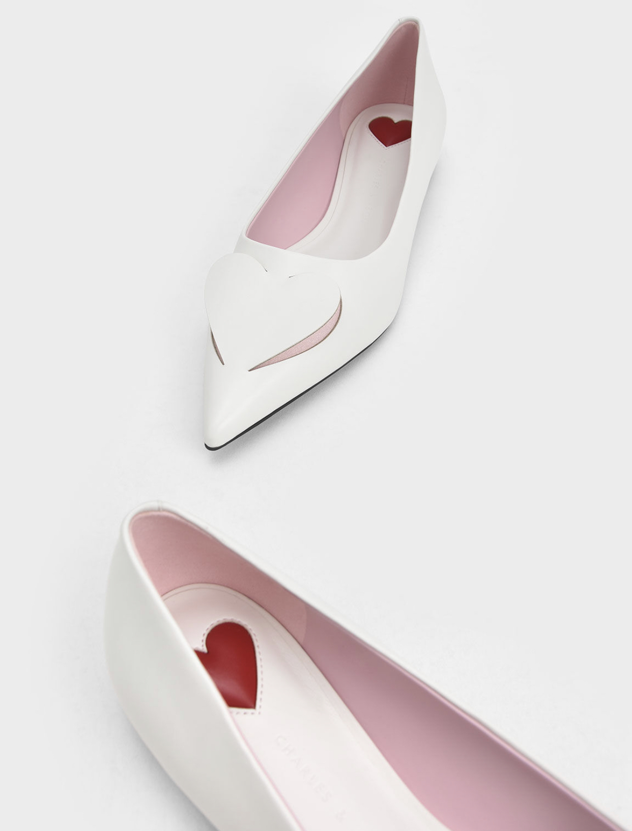 CHARLES & KEITH バレンタインコレクション ハートパンプス CHARLES & KEITH バレンタインコレクション ハートパンプス