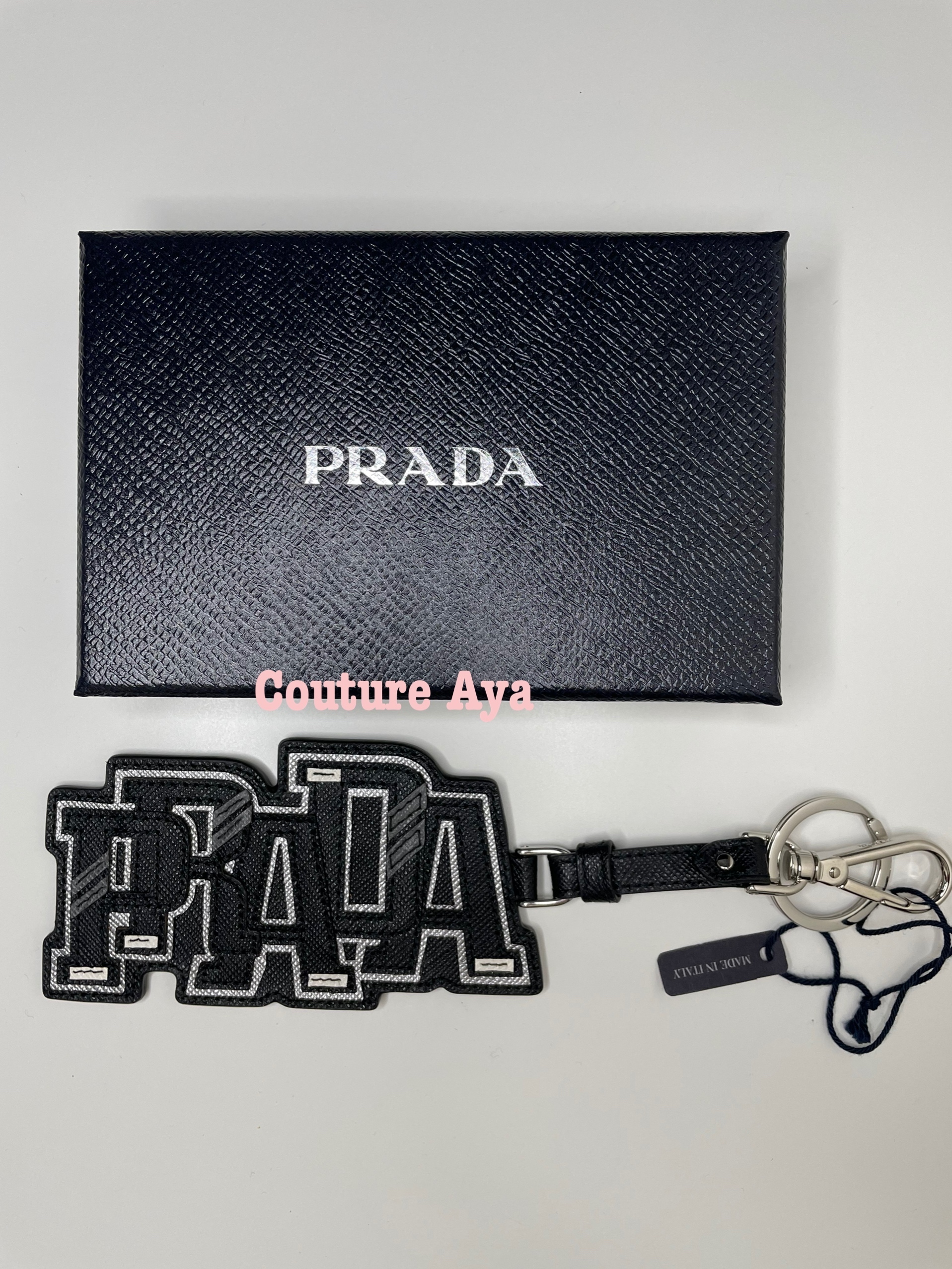 【PRADA】SALE 1点限定商品 ★ ロゴキーリング ★ キーケース・キーリング 【PRADA】SALE 1点限定商品 ★ ロゴキーリング ★ キーケース・キーリング