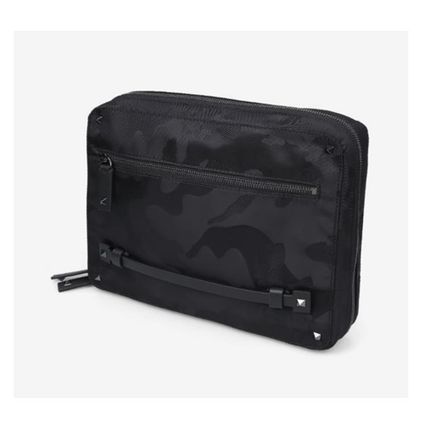 VALENTINO x クラッチバッグ(メンズ) - 海外通販のBUYMA