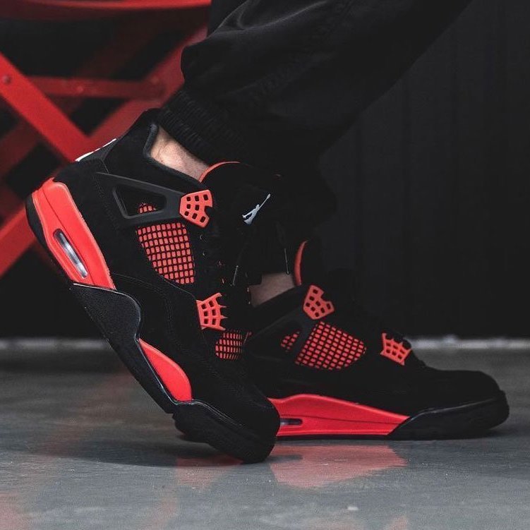 Nike Air Jordan 4 Red Thunder Crimson ナイキ エアジョーダン4