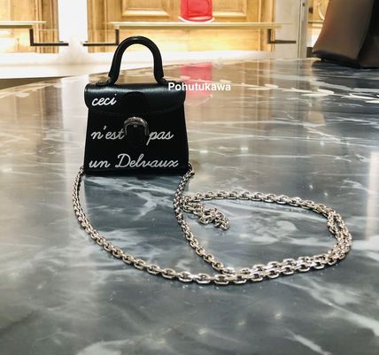 DELVAUX x バッグチャーム(レディース)|新作を海外通販【BUYMA】 DELVAUX x バッグチャーム(レディース)|新作を海外通販【BUYMA】