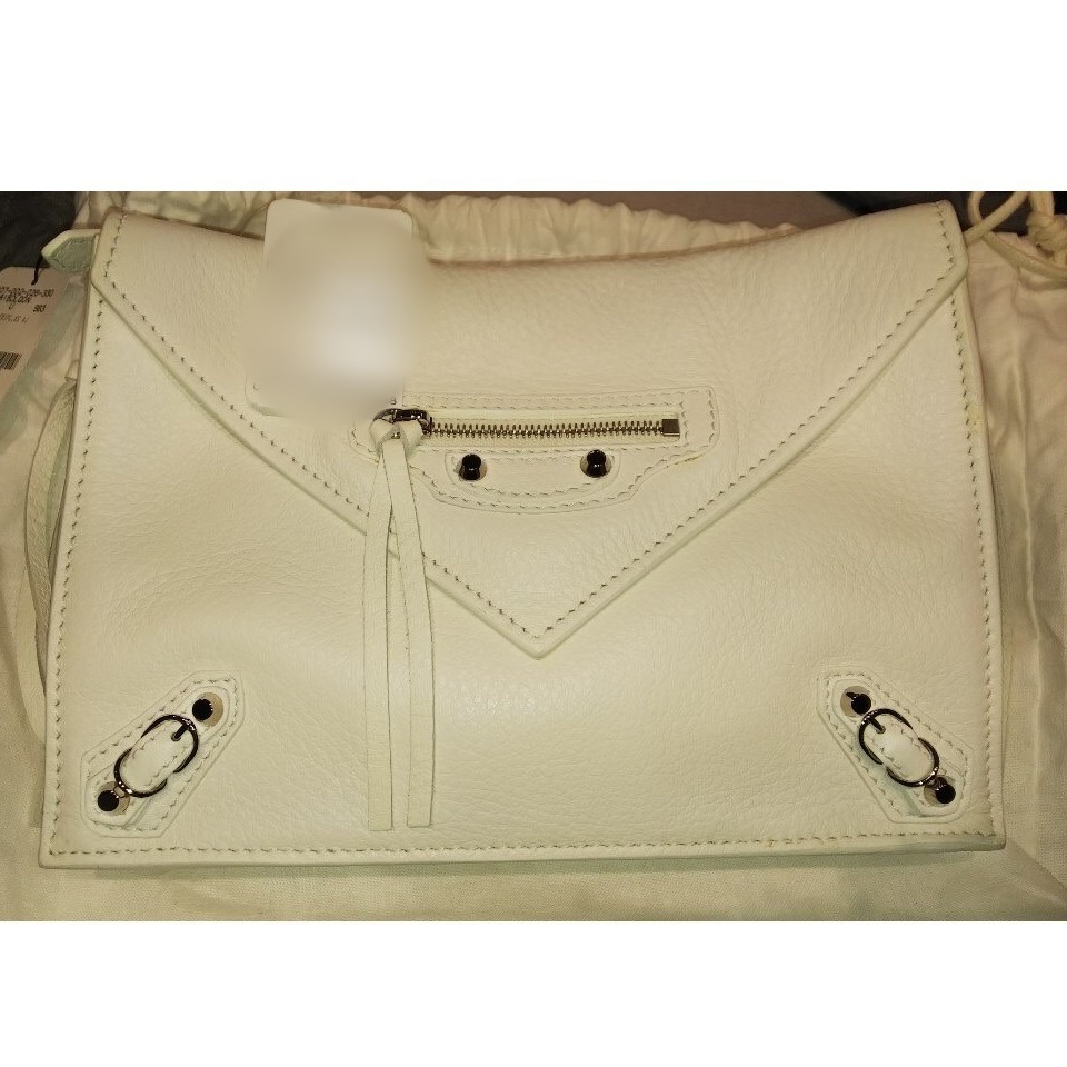 BALENCIAGA すぐ届く【セール】 ショルダーバッグ 398815