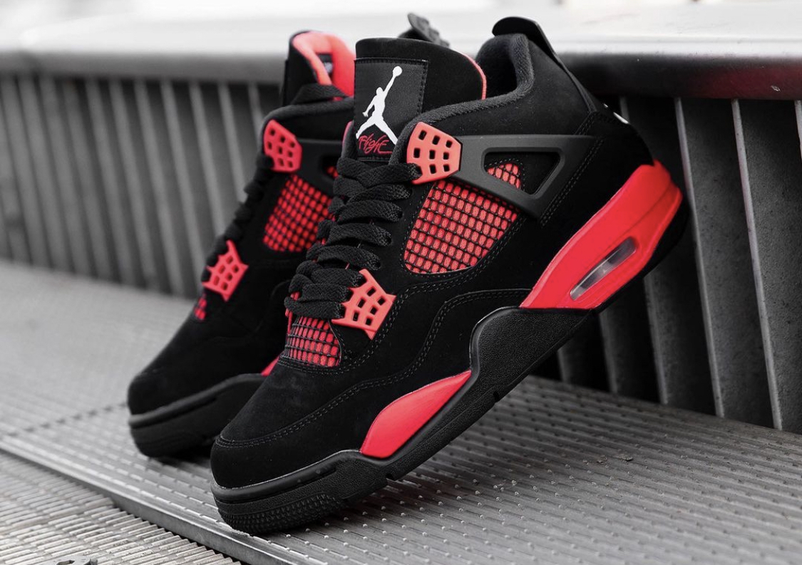 Nike Air Jordan 4 