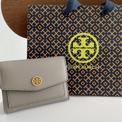 Tory Burch ROBINSON x 折りたたみ財布(レディース) - 海外通販のBUYMA