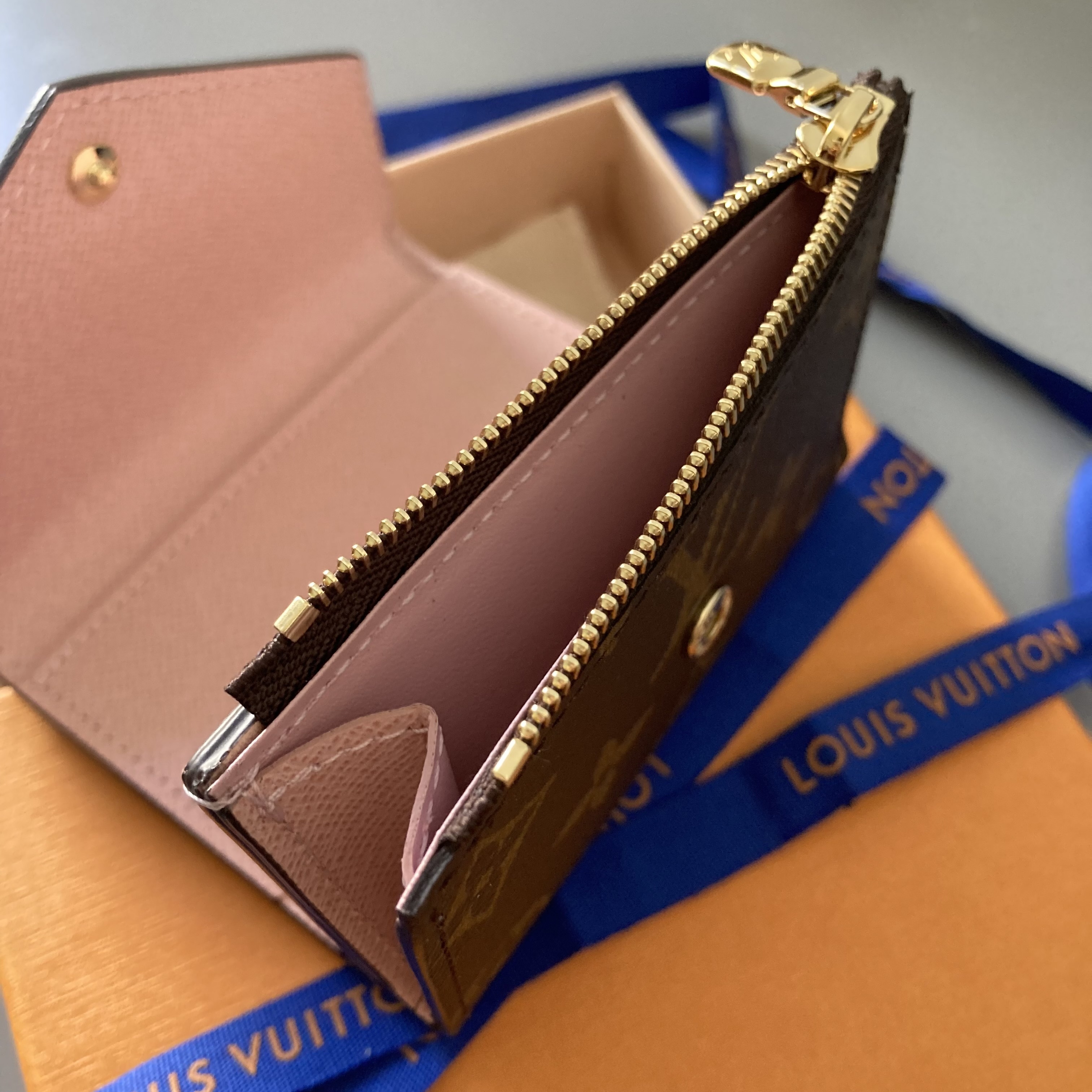 ミニサイズ★《LOUIS VUITTON》ポルトフォイユ・ゾエ