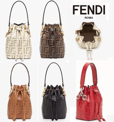 FENDI(フェンディ) ショルダーバッグ・ポシェット(レディース) - 海外