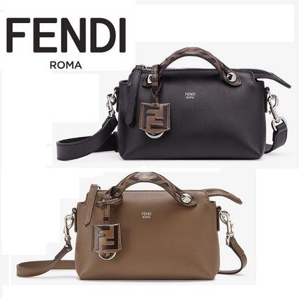 FENDI(フェンディ) ショルダーバッグ・ポシェット(レディース) - 海外