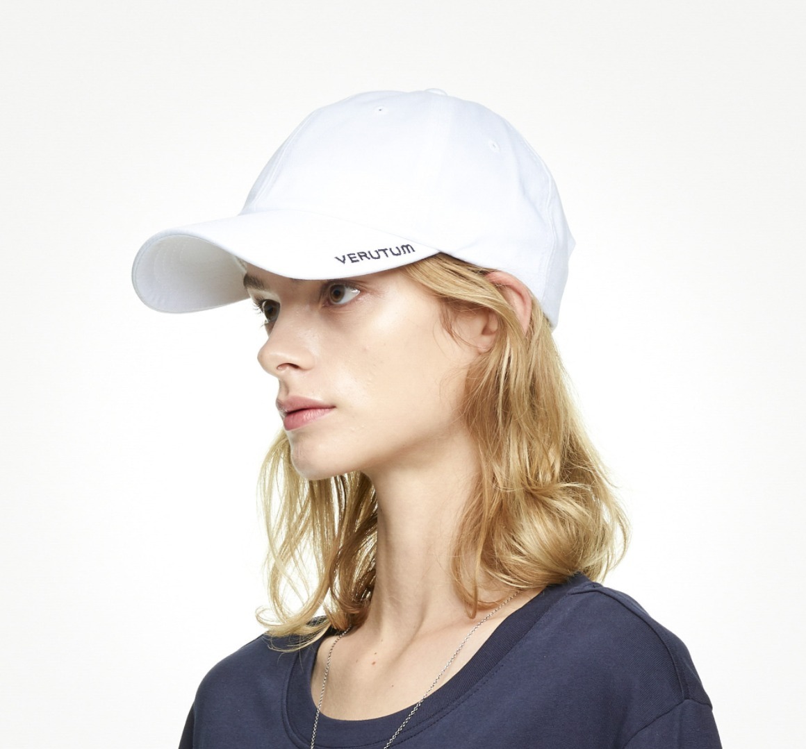 BTSジミン着用★関税込★VERUTUM★HW-BC005 VISOR LOGO BALL CAP BTSジミン着用☆関税込☆VERUTUM☆HW-BC005 VISOR LOGO BALL CAP