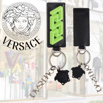VERSACE x キーケース・キーリング(メンズ)|新作を海外通販【BUYMA】 VERSACE x キーケース・キーリング(メンズ)|新作を海外通販【BUYMA】