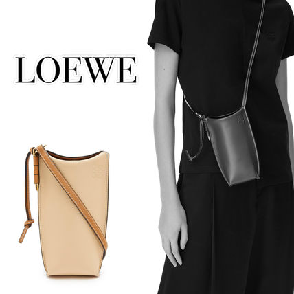 ゲートポケット LOEWE x バッグ・カバン(レディース)|新作を海外通販 ...