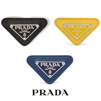 トライアングルピン PRADA(プラダ)|新作を海外通販【BUYMA】 トライアングルピン PRADA(プラダ)|新作を海外通販【BUYMA】