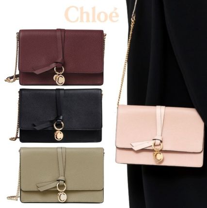 Chloe ALPHABET x クラッチバッグ(レディース) - 海外通販のBUYMA
