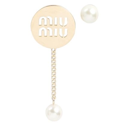 パール ピアス MiuMiu(ミュウミュウ)|新作を海外通販【BUYMA】