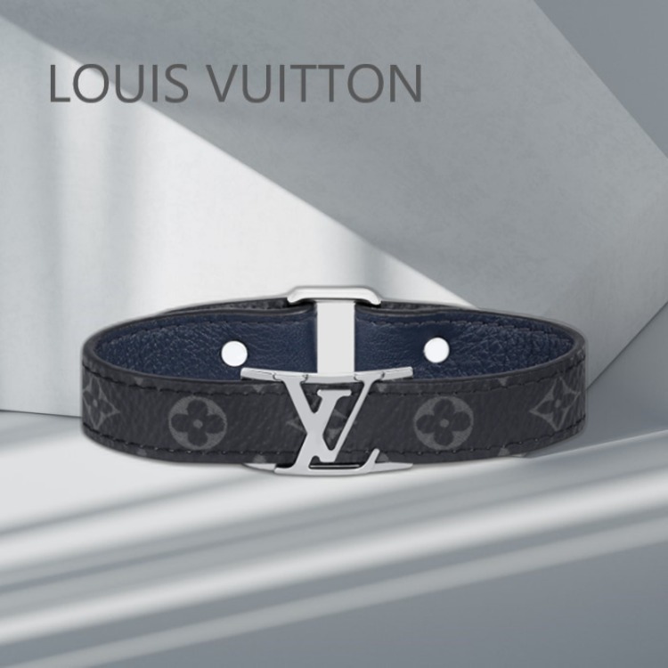 ファッション LouisVuitton【直営店買付】 ブラスレ・LVカットアウト アクセサリーその他 ファッション LouisVuitton【直営店買付】 ブラスレ・LVカットアウト アクセサリーその他