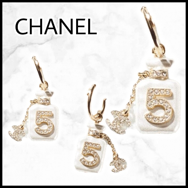 CHANEL シャネル ピアス メタル レジン ストラス ホワイト ロゴ ピアス 【即日発送】 CHANEL シャネル 22ss ブレスレット レジン ブレスレット